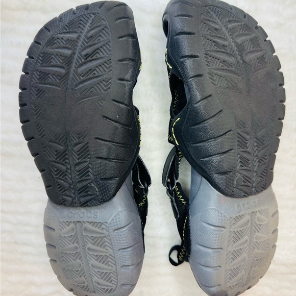 CROCS Men's Black and Yellow Swim Shoes - Picture 2 of 5